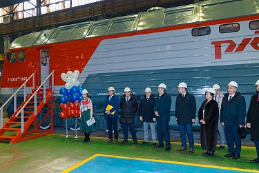 Оренбургский локомотиворемонтный завод отметил 120-летие